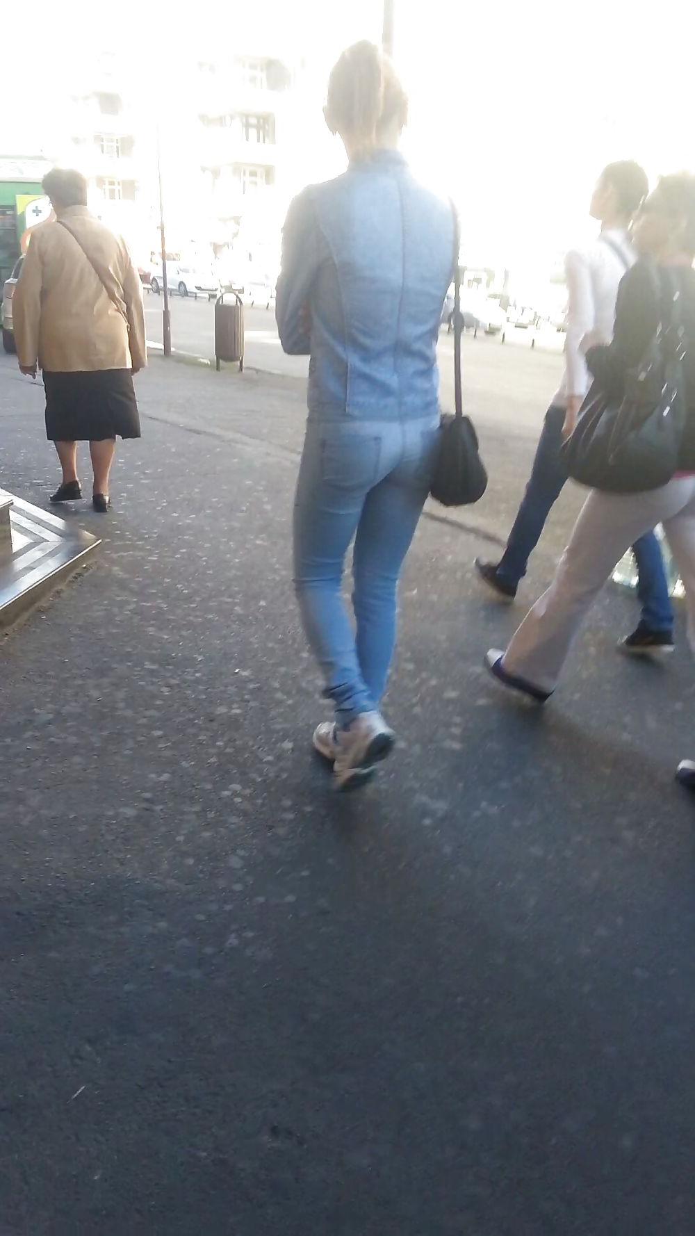 16P Street girls romanian