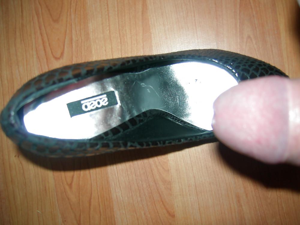 18P Heels and penis 4