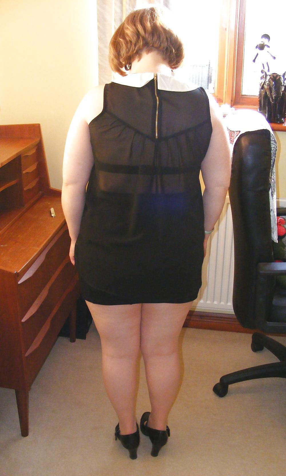 25P Slutty secretary getting teady for fetish party