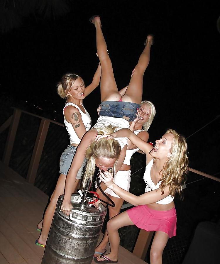 17P Party Girls 6
