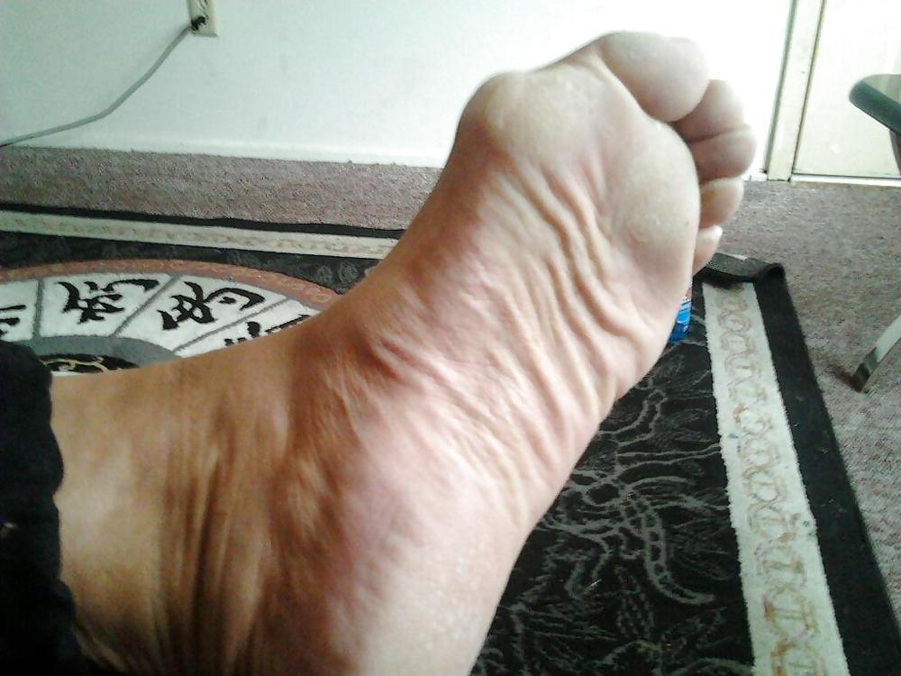 11P I love feet