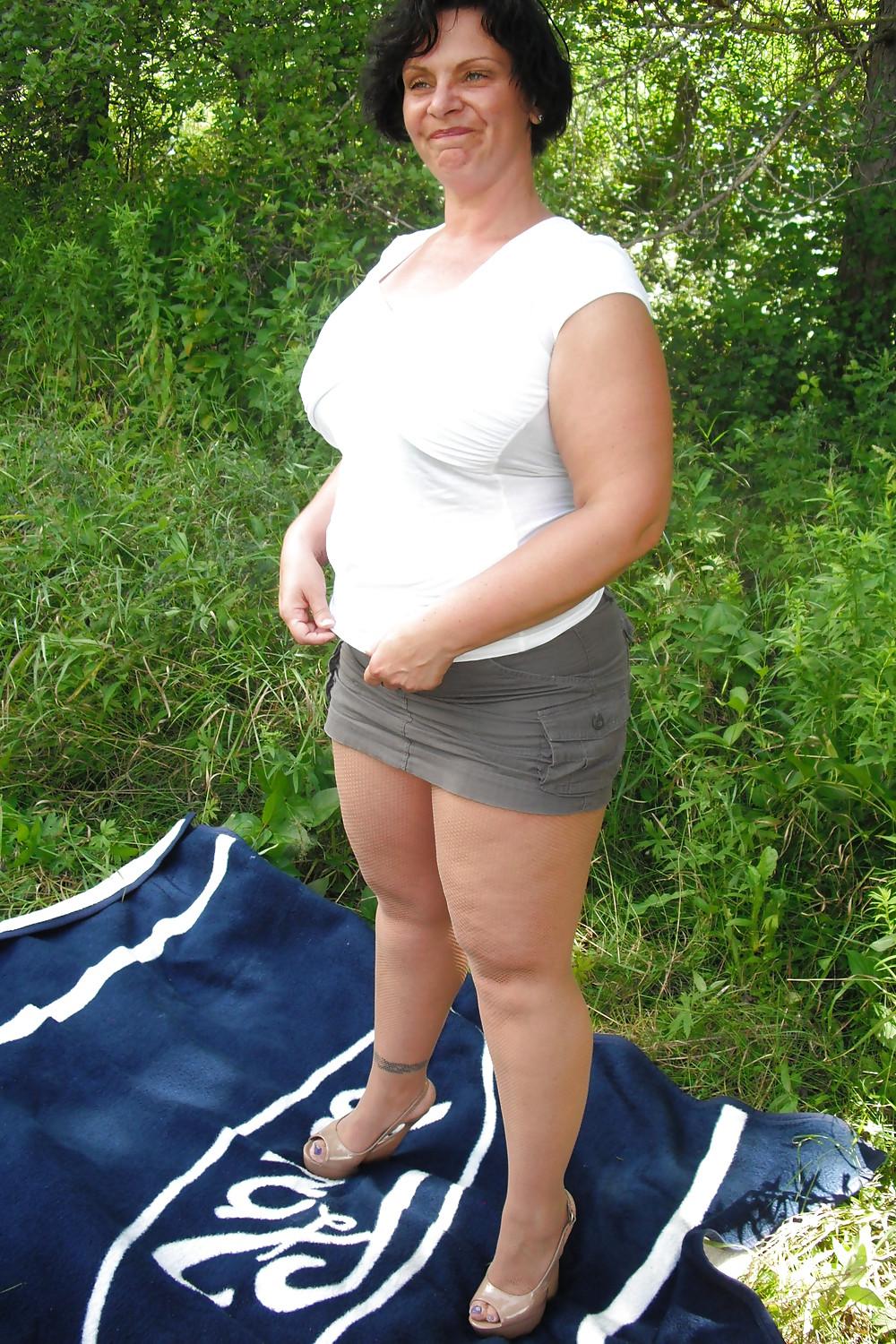 13P Canadian cougaranne's outdoor adventure