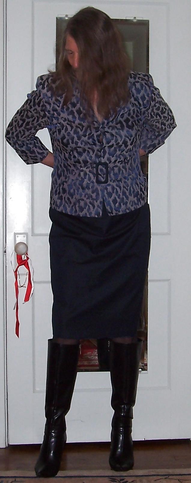 25P Leopard Girl - With Pink Butt