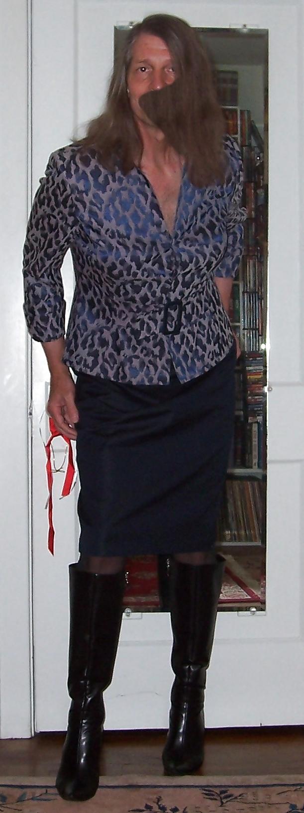 25P Leopard Girl - With Pink Butt