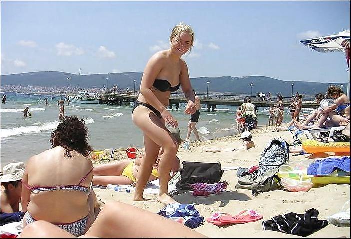 25P Teens on holiday
