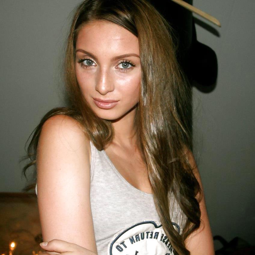 25P Dutch slut 30