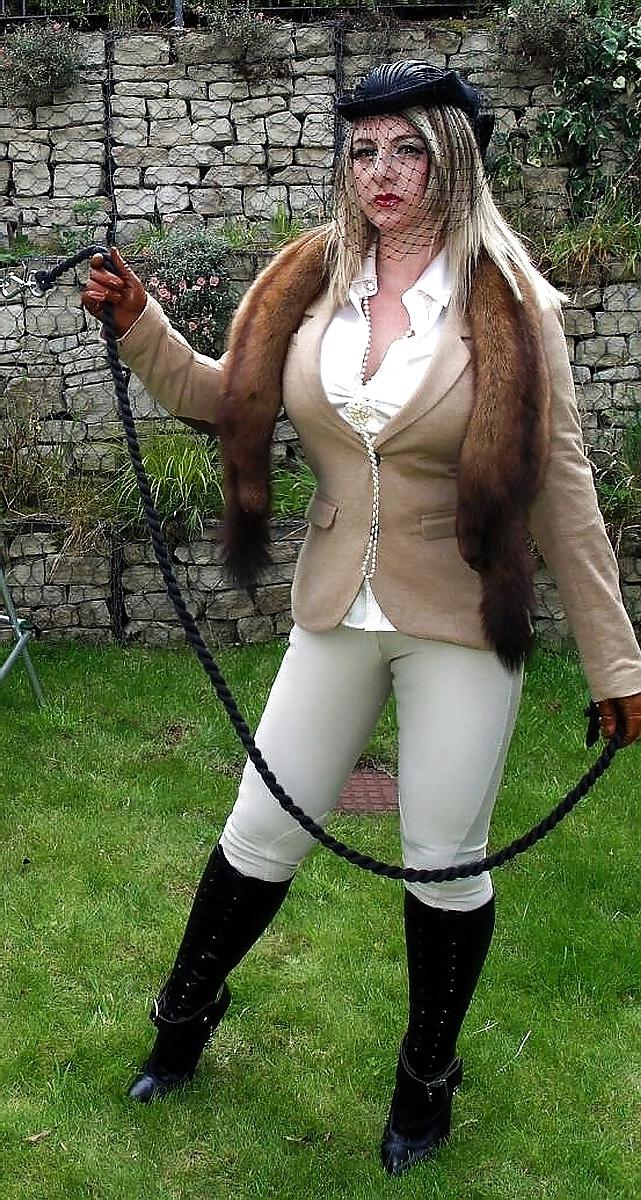 15P A FEMDOM DAY
