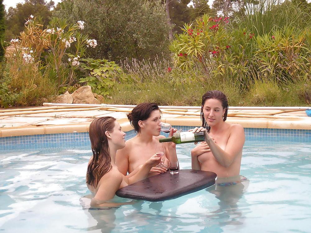 9P Dutch teen girls pool party