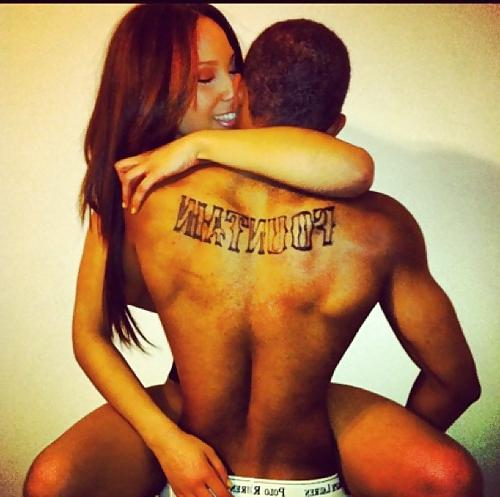4P Romantic and Passionate Kissing