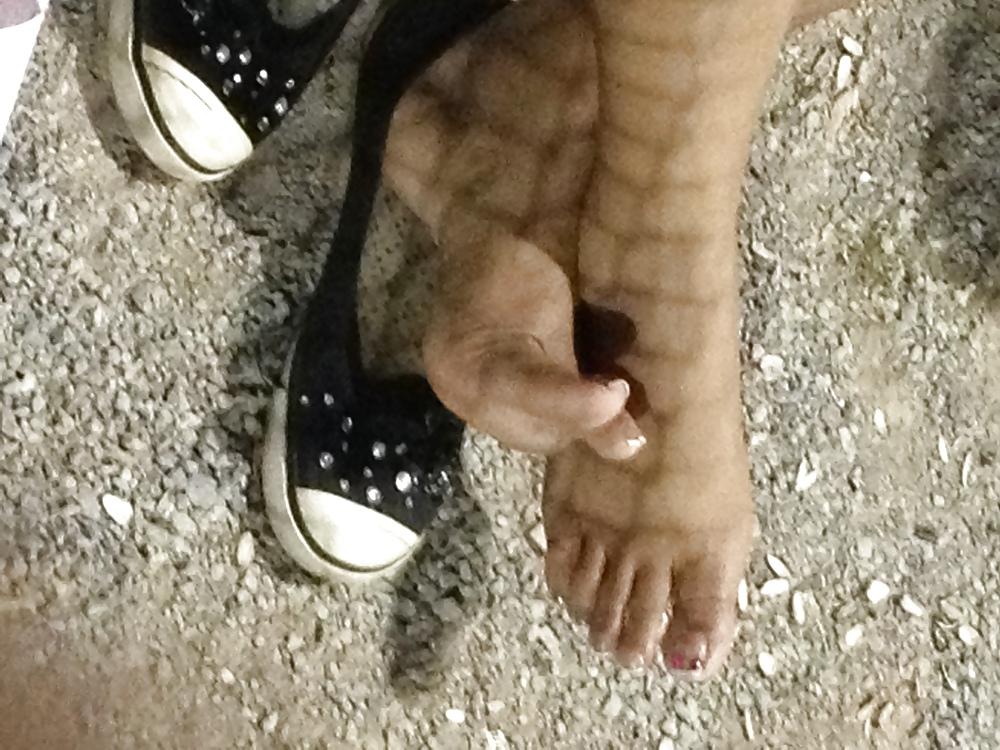 11P Candid indian feet