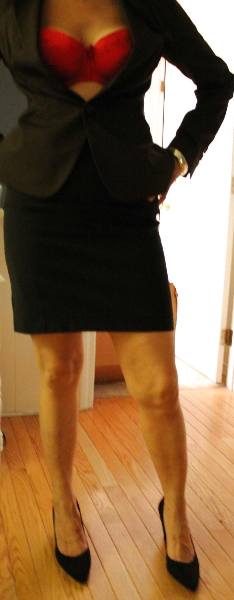 4P Office lady home from work