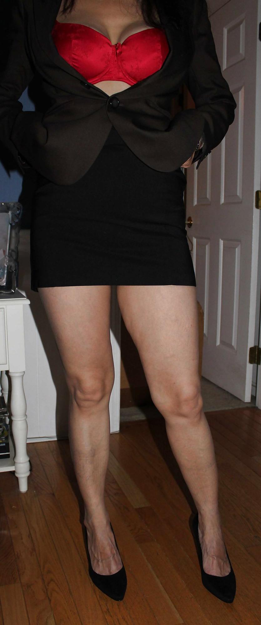 4P Office lady home from work