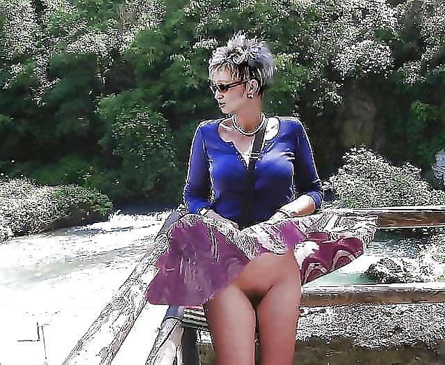 25P Up Skirt At The Park 2