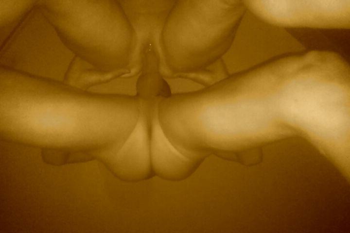 13P Sepia fuck...lekker thuis op de bank