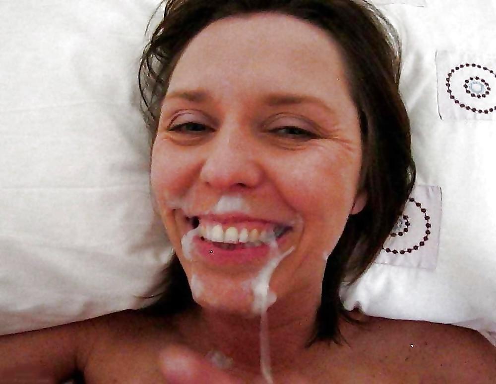 25P THE MANY FACES OF MOM CUM