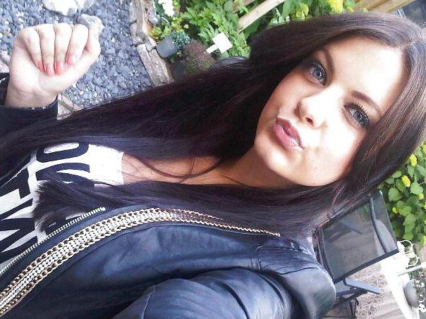 25P Dutch slut 32