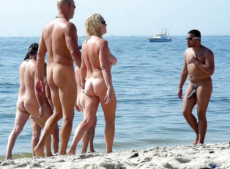 24P Couple loved the beach 2.