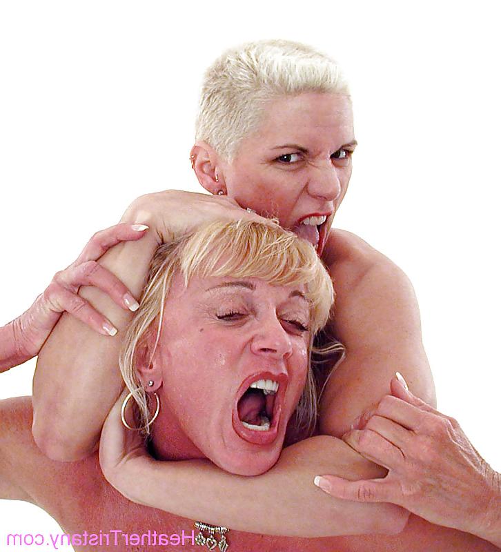 25P Muscle big blondey dyke mistress