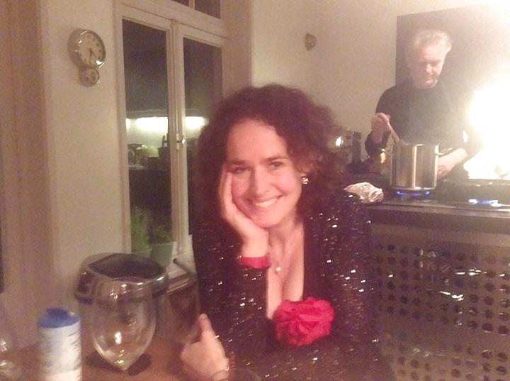19P Dutch celeb milf Marlies claasen 
