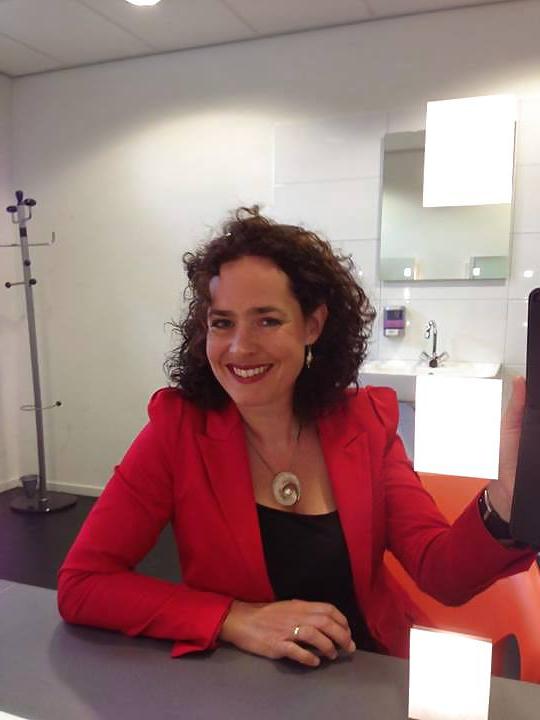 19P Dutch celeb milf Marlies claasen 