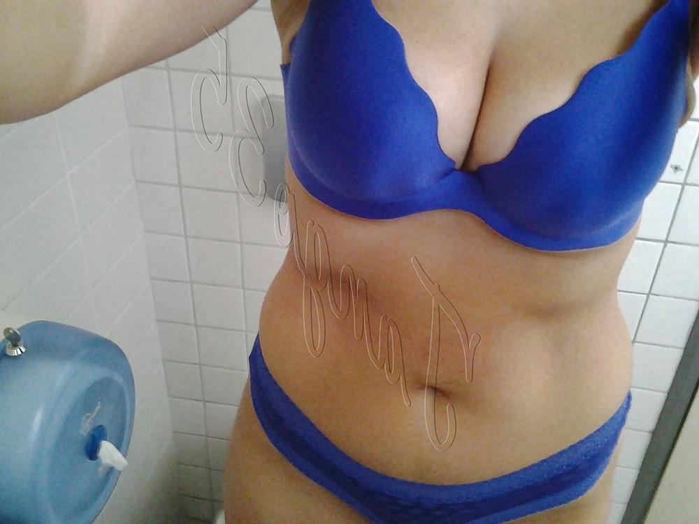 25P Turkish Horny Secretary Deniz