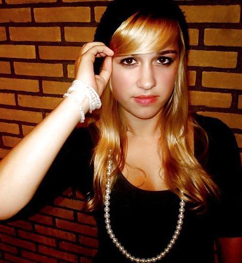 25P Dutch slut 45