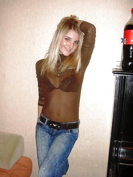 15P Sexy Blond Doll