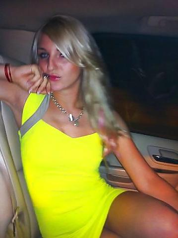 15P Sexy Blond Doll