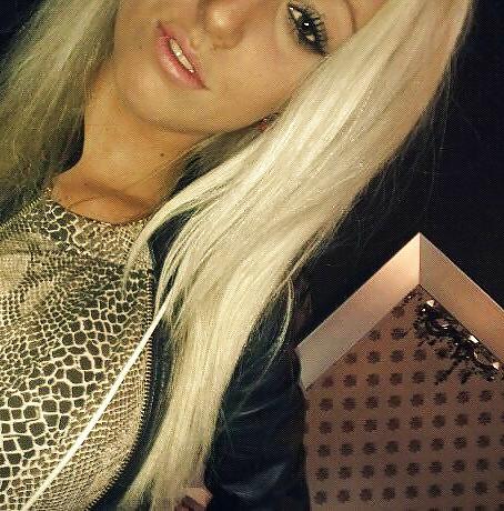 25P Dutch slut 22