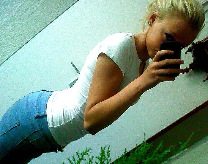 25P Dutch slut 22