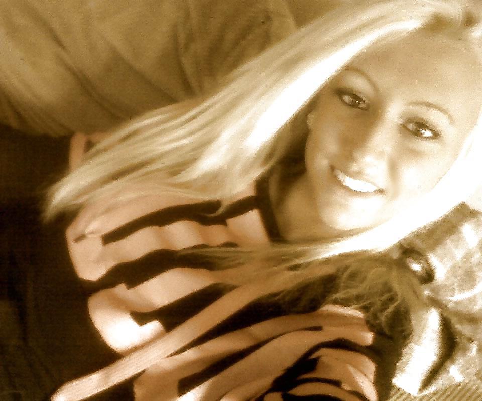 25P Dutch slut 22
