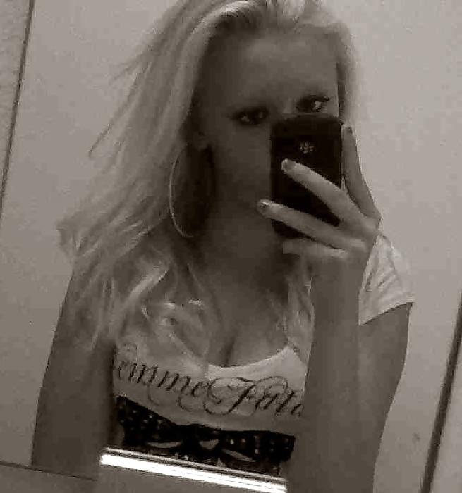 25P Dutch slut 22