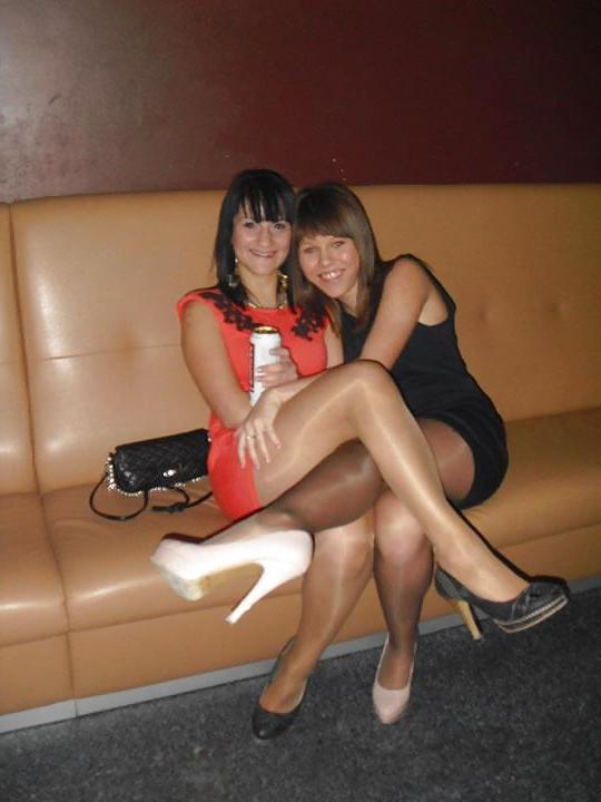 25P Real girls in pantyhose
