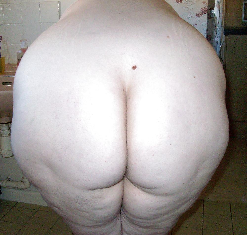 10P BUTT Girl