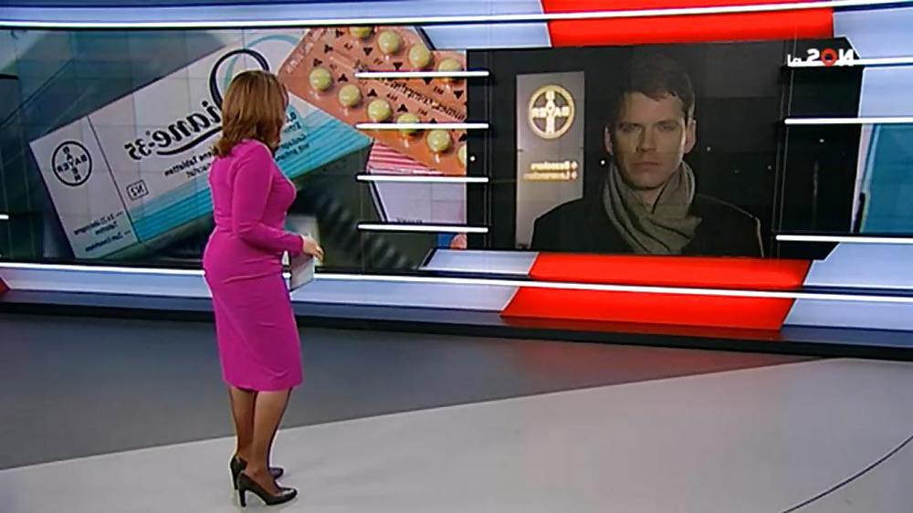 25P Dutch MILF news-reader Astrid kersseboom
