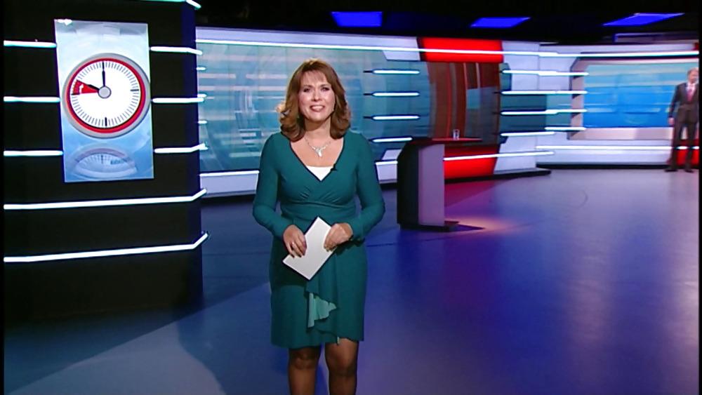 25P Dutch MILF news-reader Astrid kersseboom