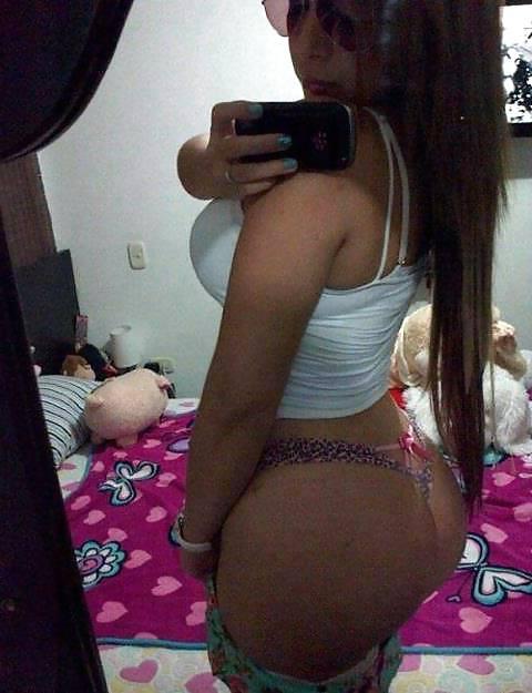 25P Latina ass is the best 3