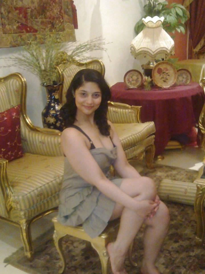 8P My Friend Hot Sister