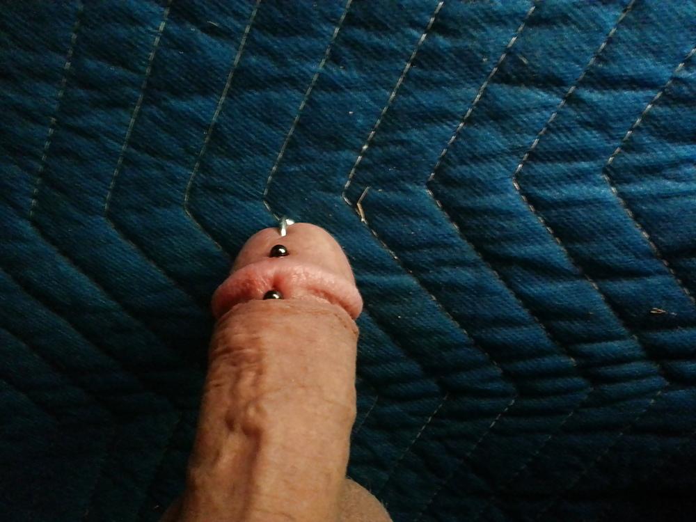 10P Pircing penis 
