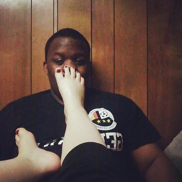 20P Foot Worship