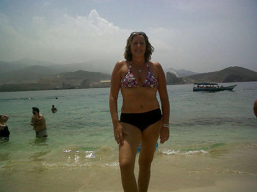 12P Nice dutch milf from venezuela