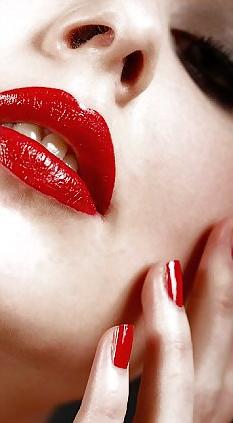 25P Red Lips, Red Nails