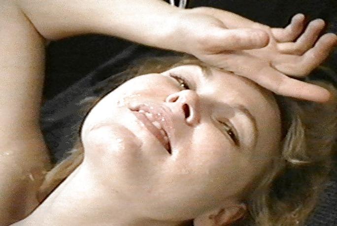 5P Blonde getting facialed at home