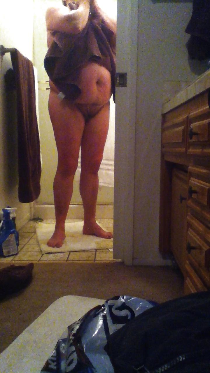 15P wife hidden cam captured stills