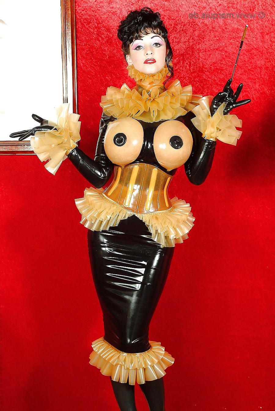 25P Rubber-Mistress Summer