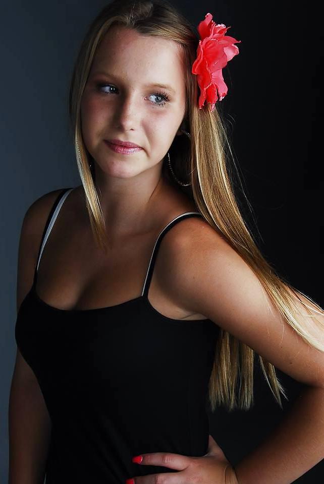 15P Dutch slut 48