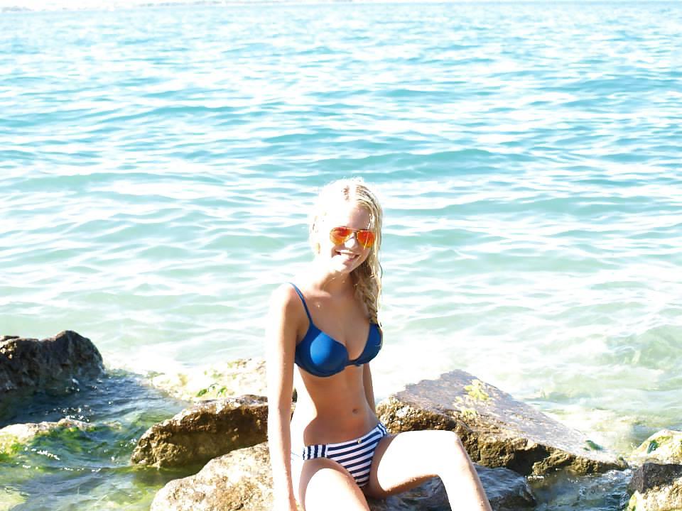 25P Dutch slut 37