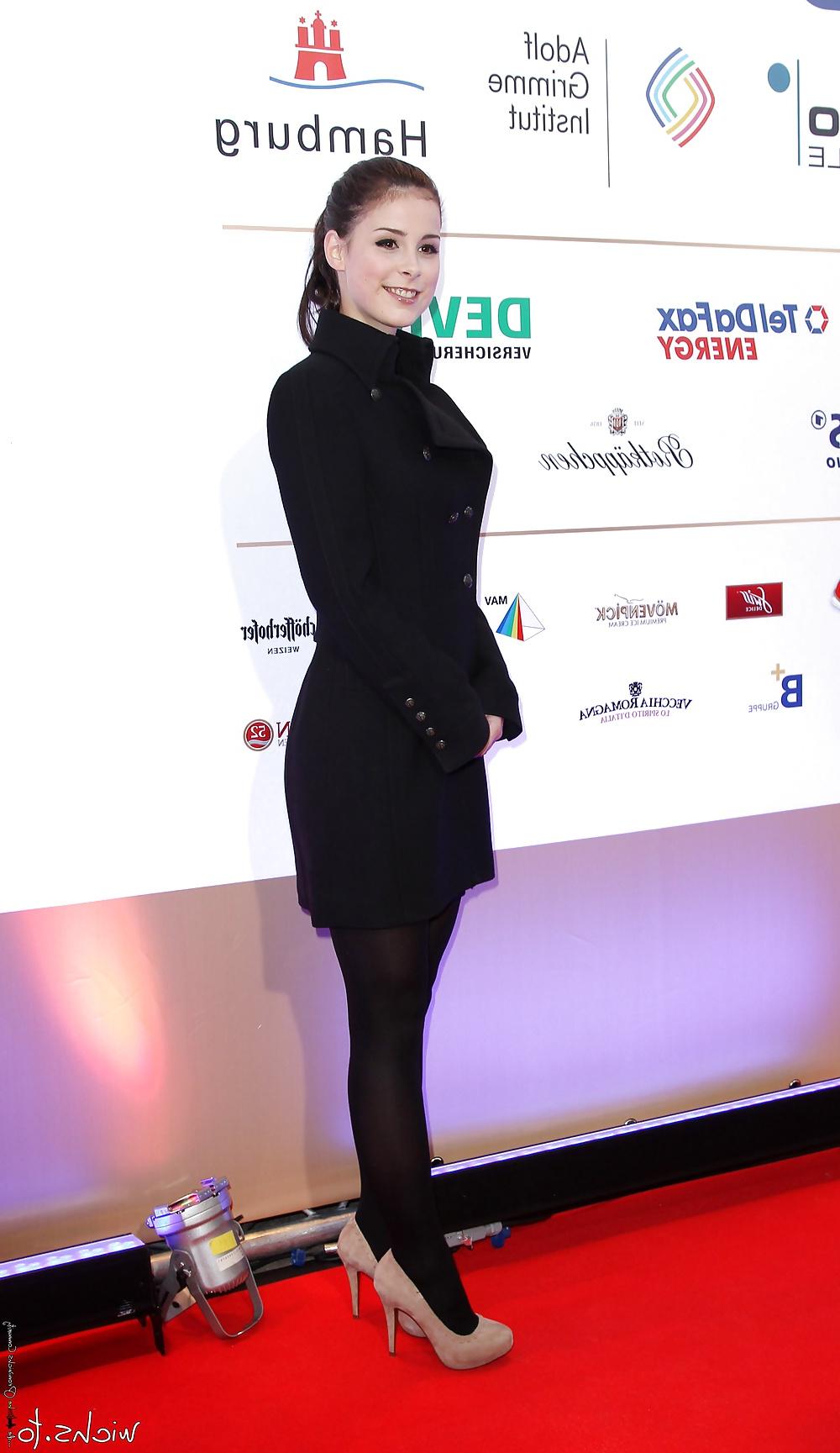 18P Lena Meyer-Landrut GEILE NYLONS & SAKKO
