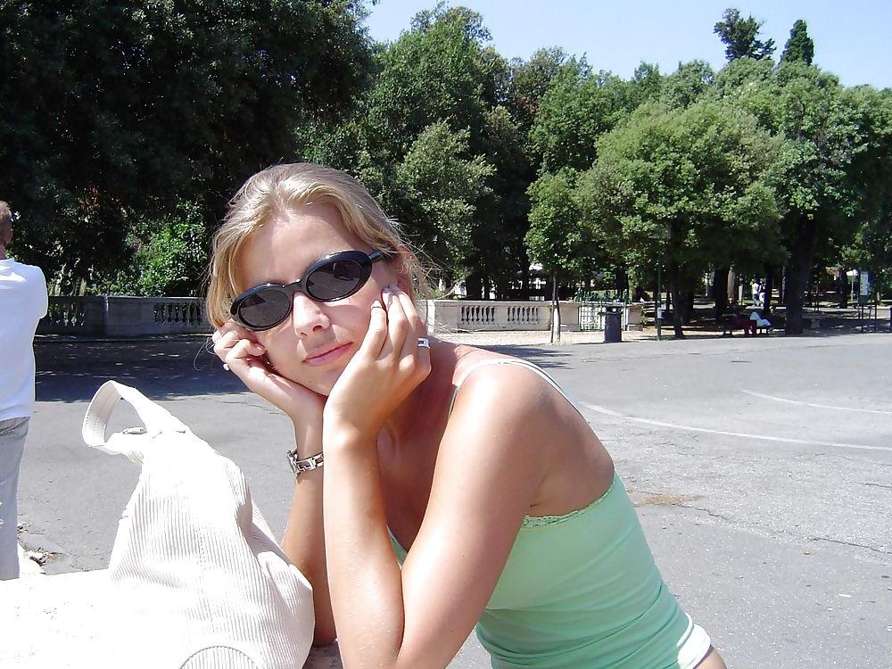 25P A Beautiful Girl in a Holiday.  Part. 1
