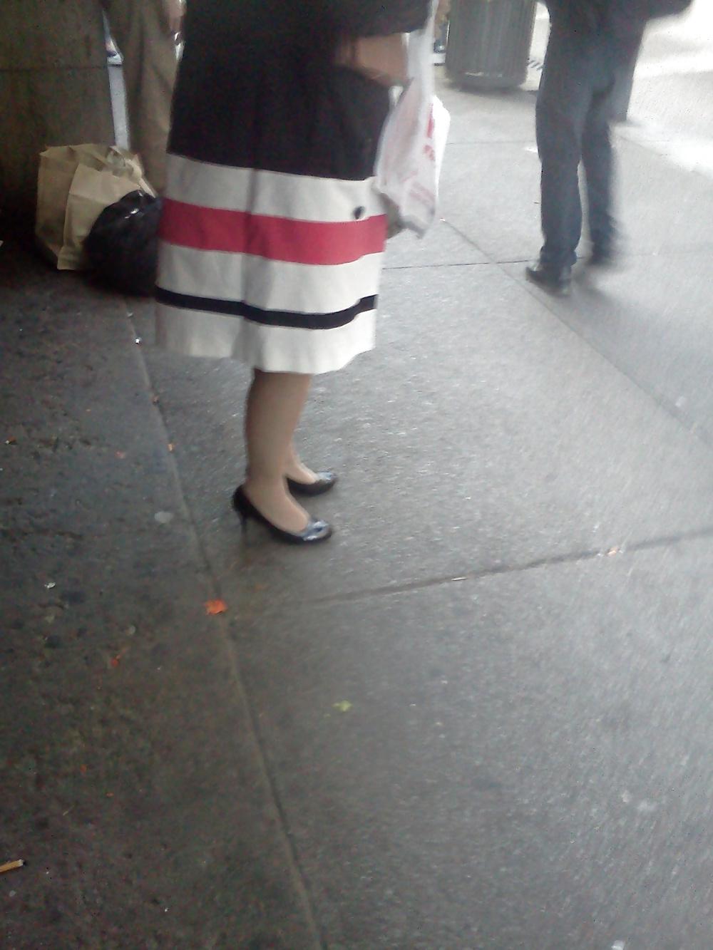 19P Love comments candid phone pics